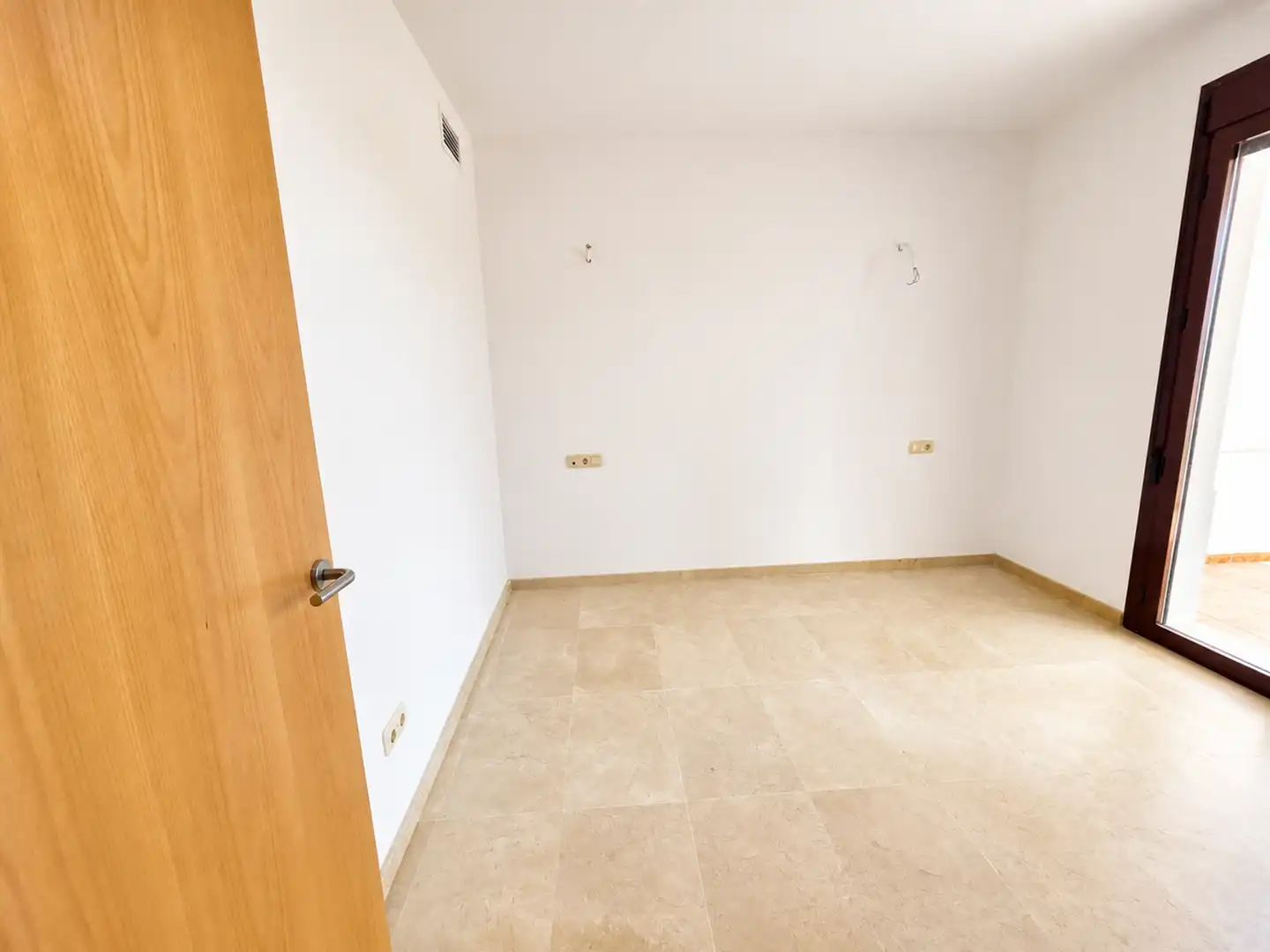 Maison mitoyenne avec jardin à vendre à Bahía de Casares, imagen 50