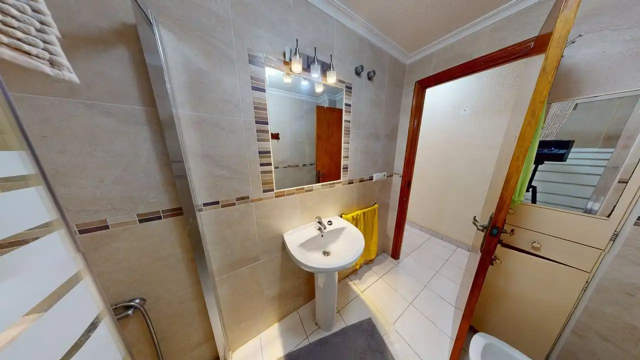 Piso con ascensor en venta en Calle San Miguel de Salinas, imagen 11