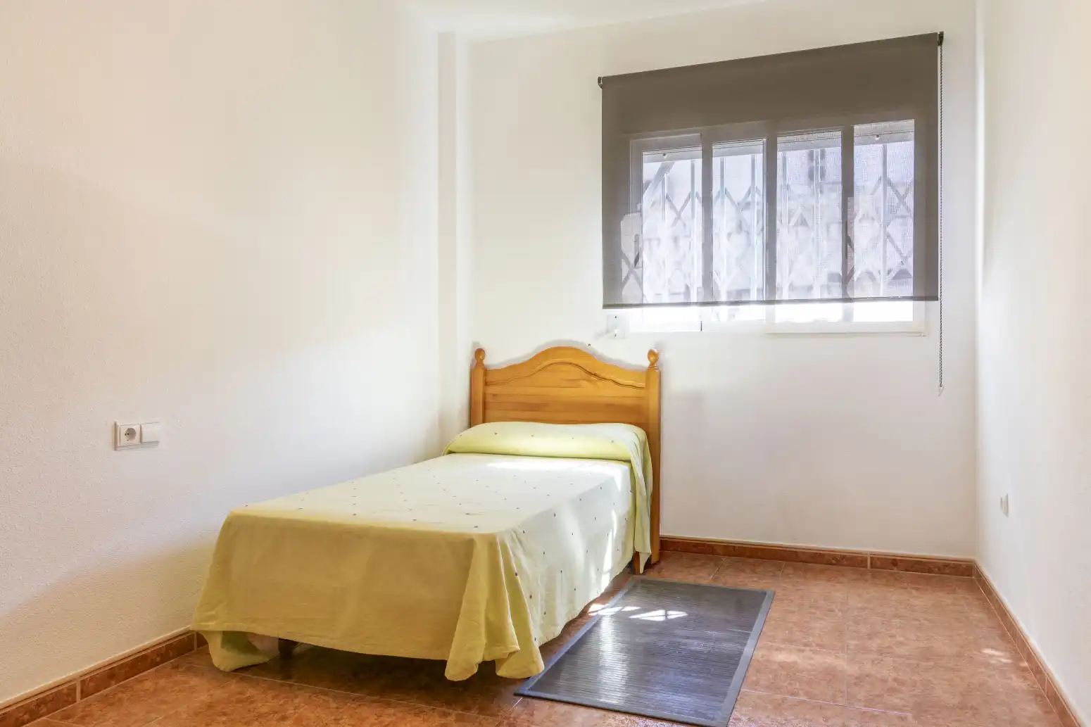 Habitación de Casa o chalet de alquiler en Vinalesa con Aire acondicionado, Terraza y Amueblado