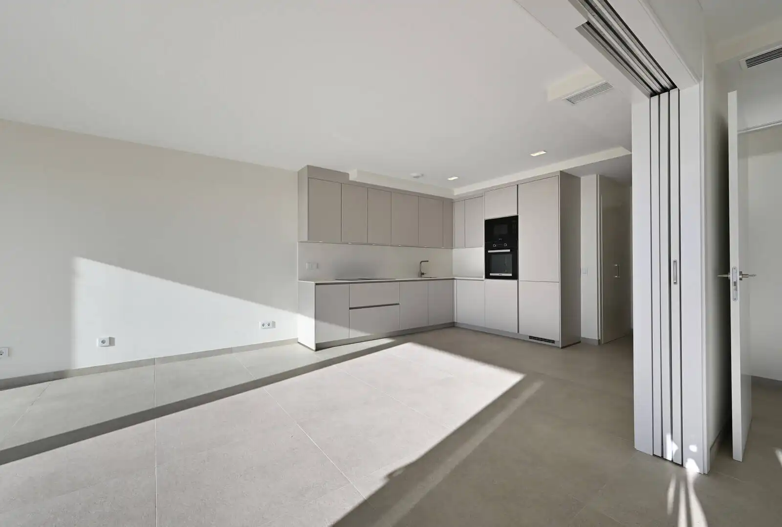 Apartamento con piscina en venta en Riviera del Sol, imagen 32