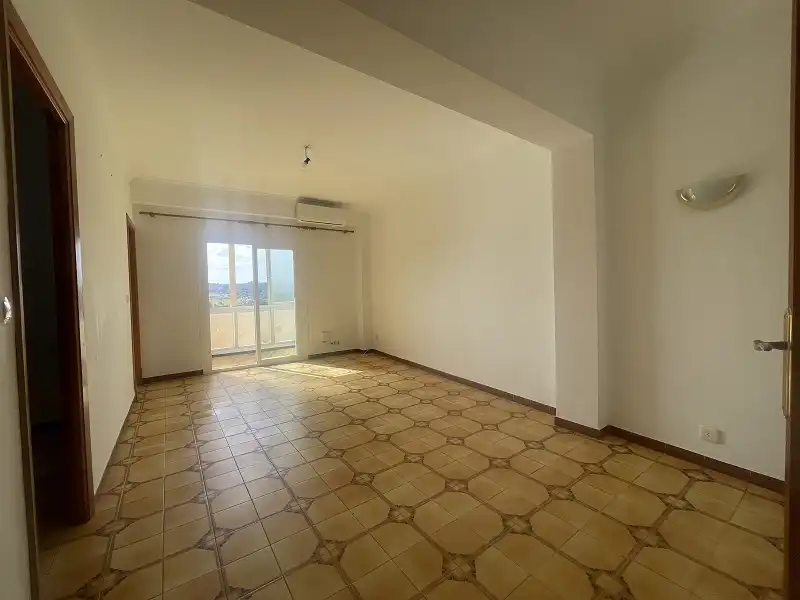 Wohnzimmer von Wohnung zum Verkauf in  Palma de Mallorca mit Klimaanlage und Balkon