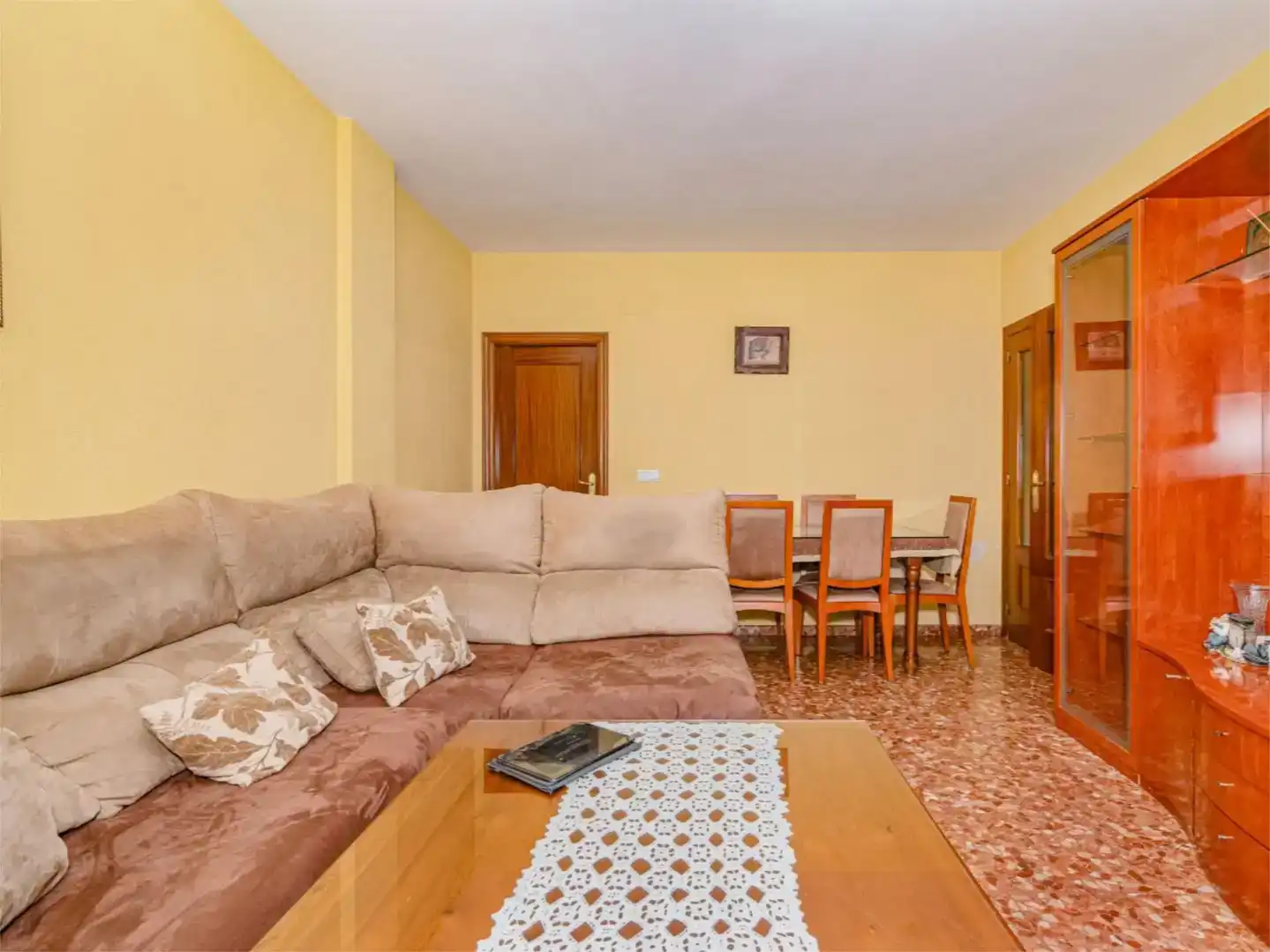 Sala d'estar de Pis en venda en El Valle