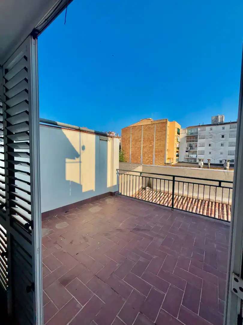 Terrace of Detached homes for sale in Salt  with Heating, Balcony and Alarm