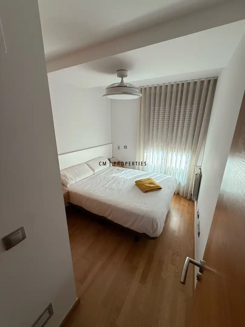 Habitación de Piso de alquiler en Valencia con Aire acondicionado, Calefacción y Parquet