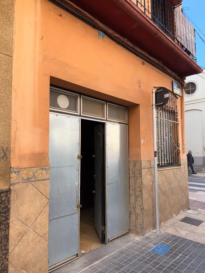 Business premises for sale in Carrer Mare de Déu dels Dolors 2