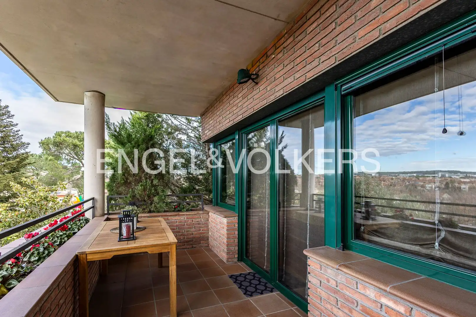 Balcony of Houses for sale in Sant Cugat del Vallès  with Heating, Private garden and Parquet flooring