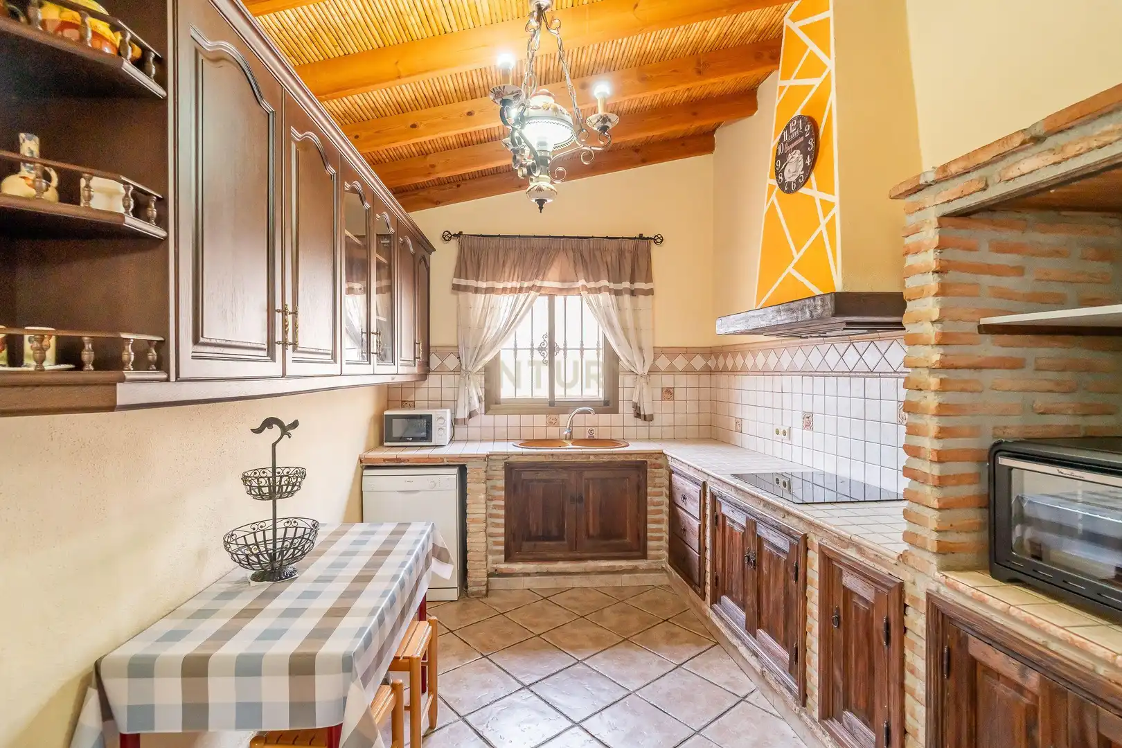 Cocina de Casa o chalet de alquiler en Mijas con Aire acondicionado, Jardín privado y Trastero