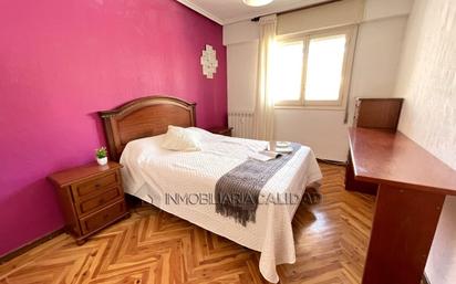 Bedroom of Flat for sale in Burgos Capital  with Terrace