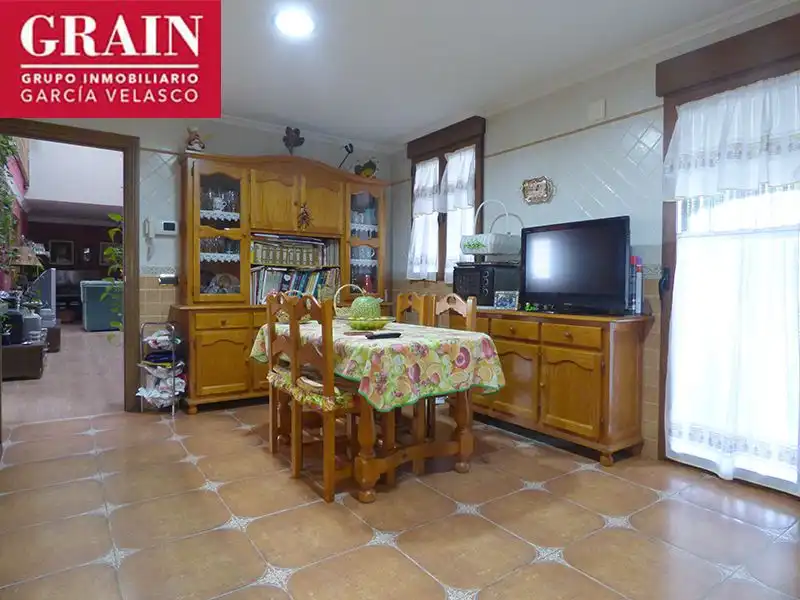 Sala de estar de Casa o chalet en venta en Albacete con Aire acondicionado, Calefacción y Jardín privado