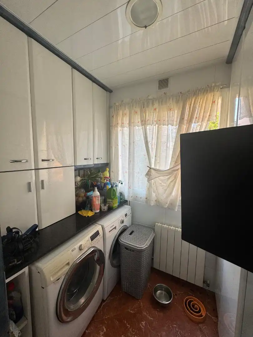 Kitchen of Flat for sale in Salut - Lloreda
