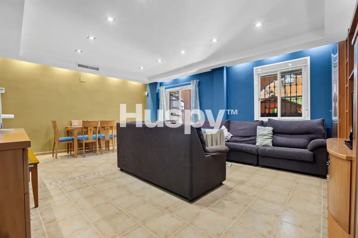 Chalet con balcón en venta en Calle Torre del Oro, imagen 5