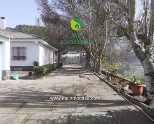 Exterior view of Country house for sale in Mengabril  with Swimming Pool