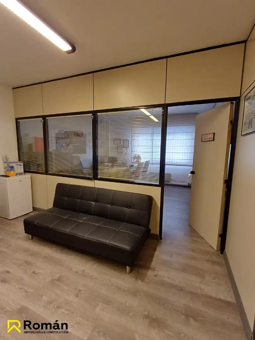 Office for rent in  Pamplona / Iruña  with Heating and Furnished