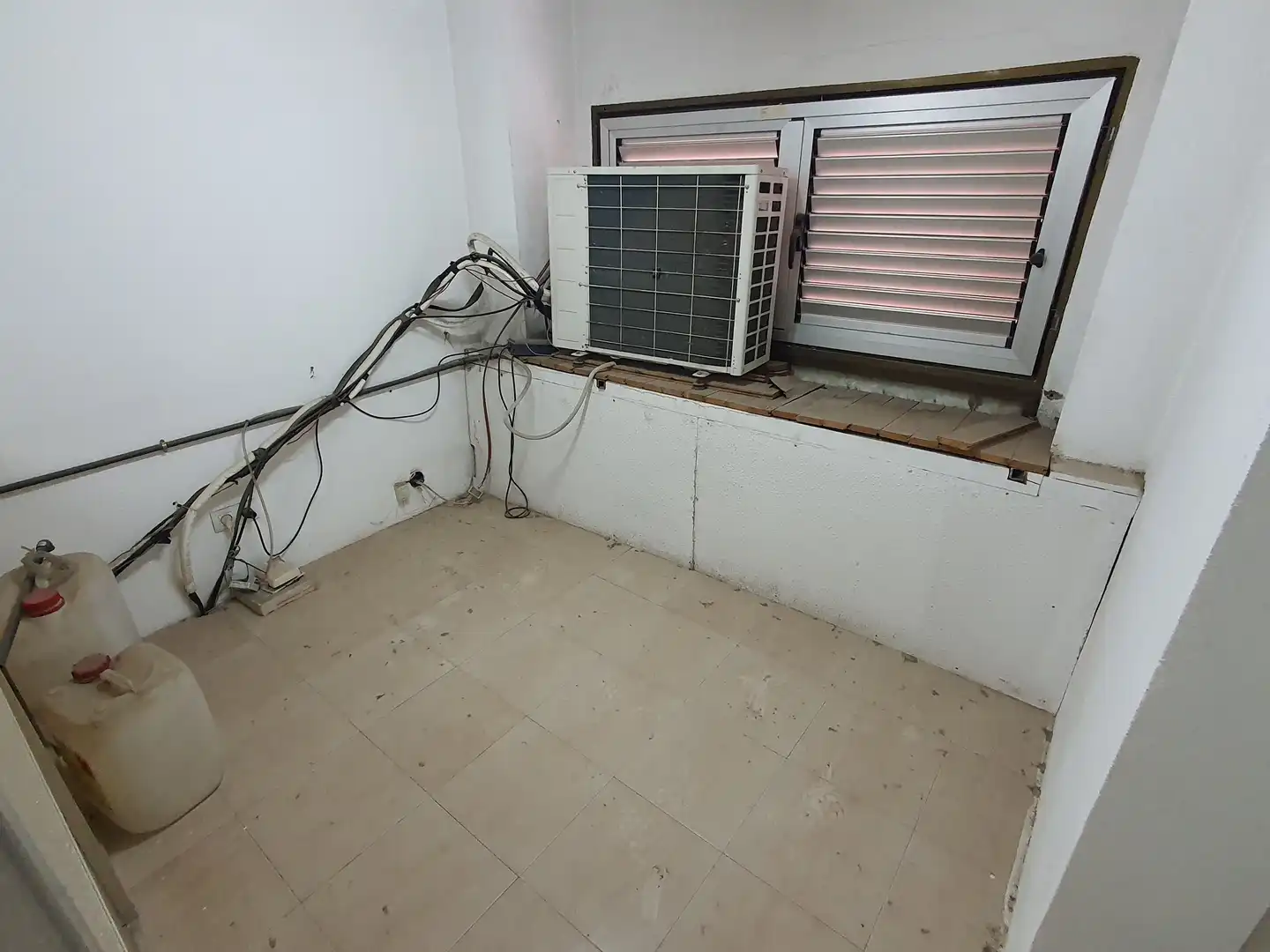 Local comercial en venda a Sur, imagen 36