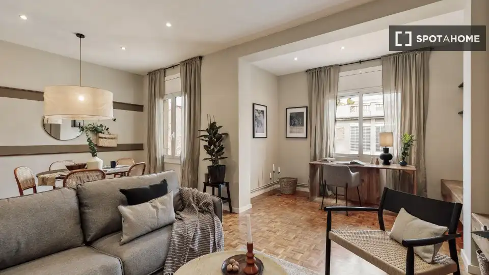 Sala de estar de Piso de alquiler en Barcelona con Aire acondicionado, Calefacción y Amueblado