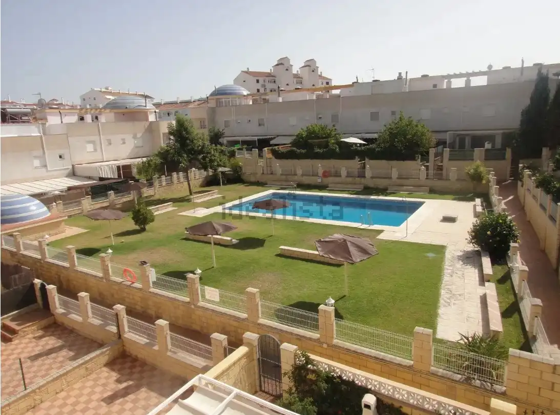 Casa a schiera con terrazza in vendita a Ronda de los Patos 61A, imagen 5
