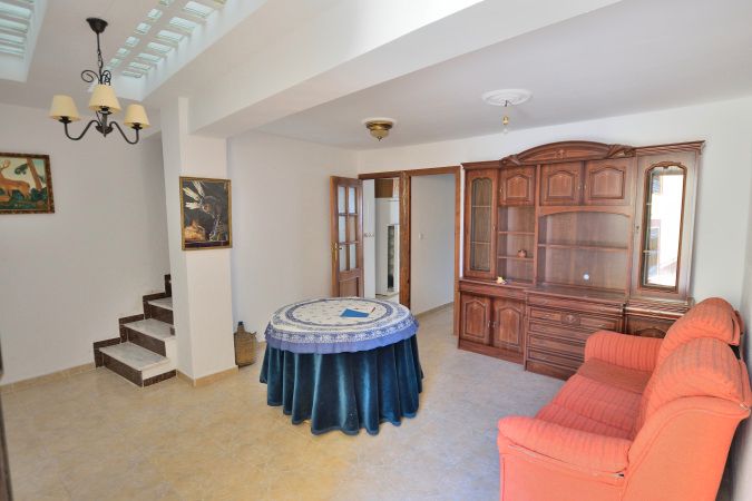 Casa adosada en venda en Faraján amb Terrassa, Traster i Balcó