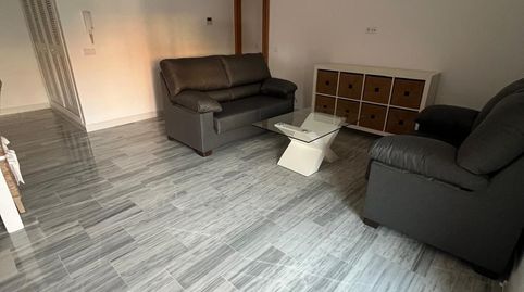 Foto 4 de Piso de alquiler en Urbadiez - Entrepuentes, Sevilla Capital