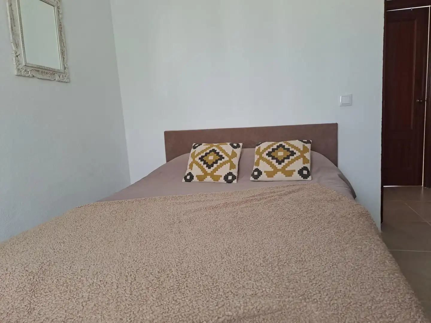 Dormitori de Casa o xalet en venda en Cantillana amb Aire condicionat, Calefacció i Jardí privat