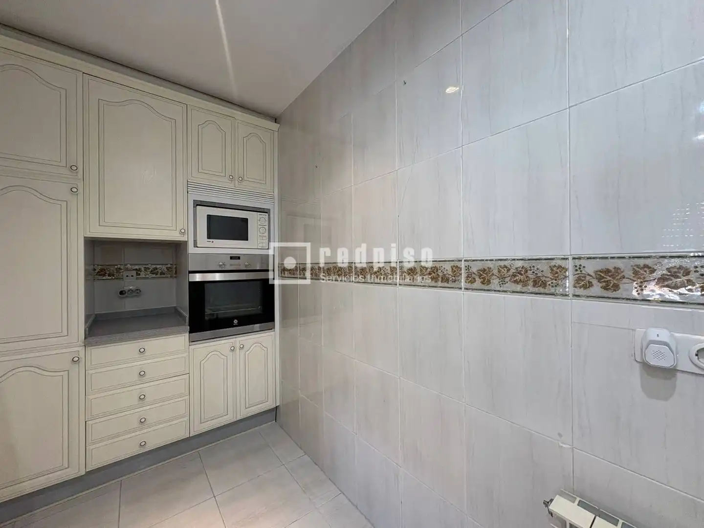 Kitchen of Houses for sale in Tres Cantos  with Air Conditioner, Heating and Parquet flooring