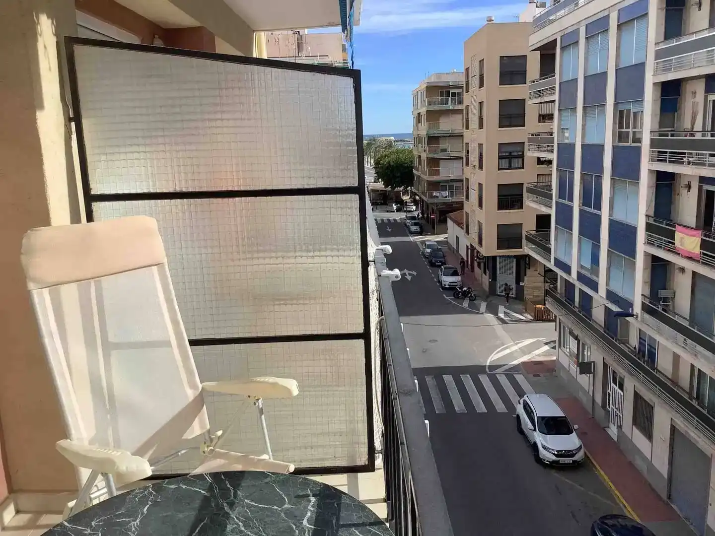 Vista exterior de Pis de lloguer en Santa Pola amb Aire condicionat i Balcó
