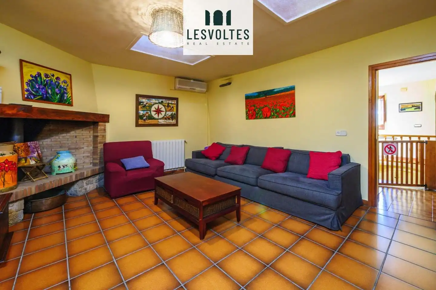 Sala de estar de Casa o chalet en venta en La Pera con Aire acondicionado, Jardín privado y Trastero