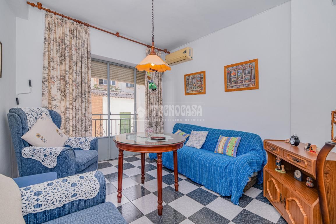 Living room of Flat for sale in Loja  with Air Conditioner, Furnished and Balcony