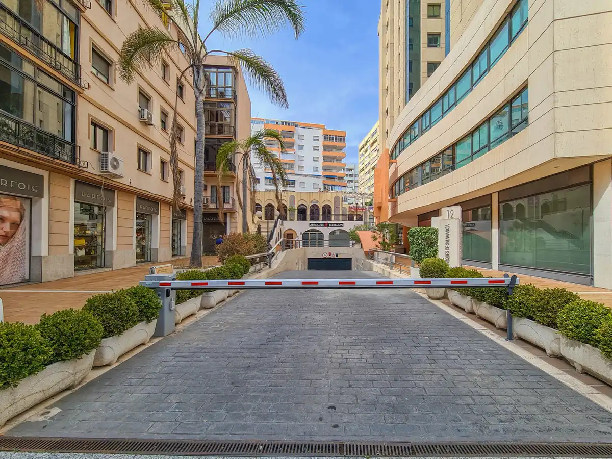 Local commercial à vendre à Marbella Centro