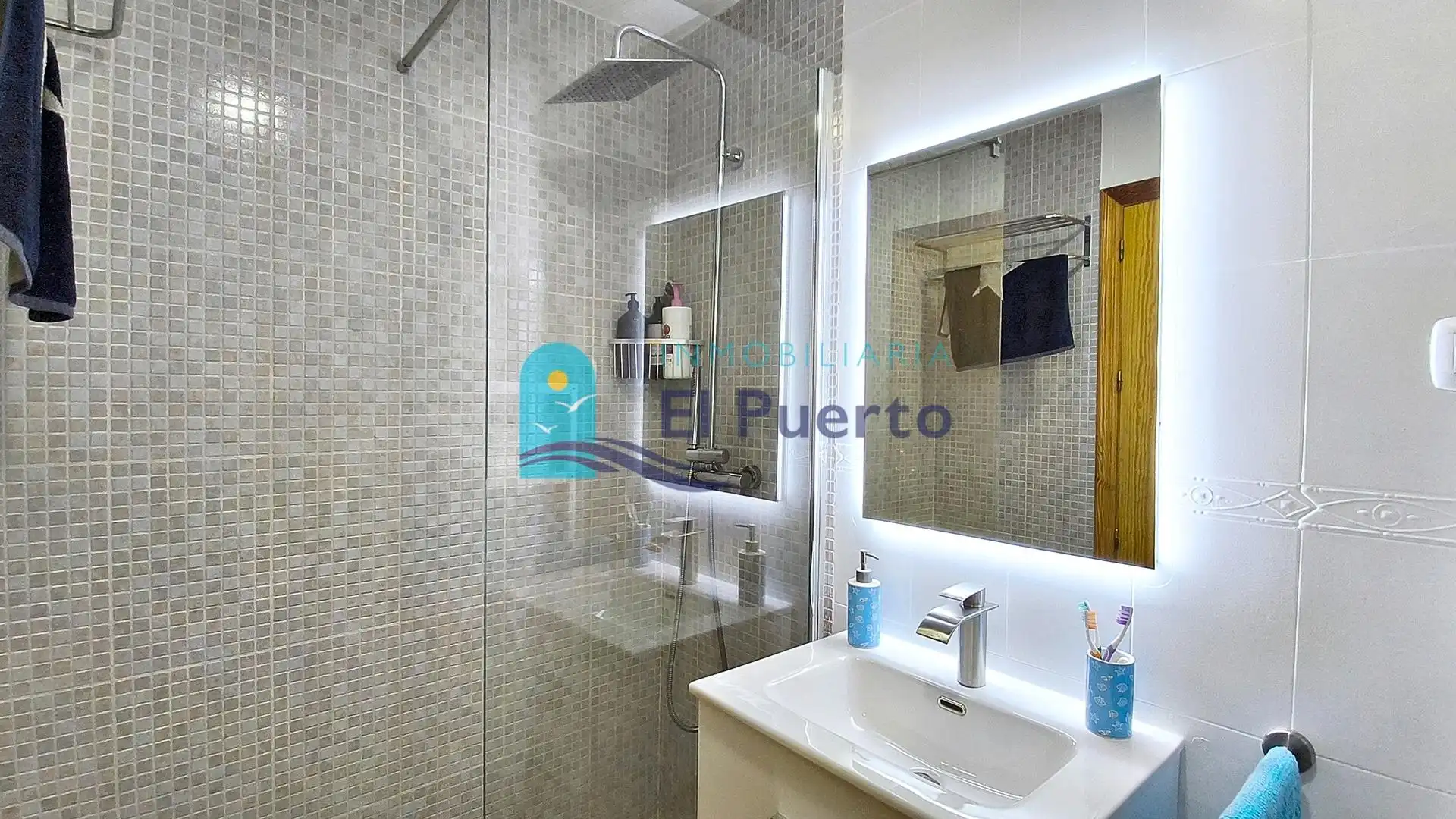 Baño de Apartamento en venta en Mazarrón con Aire acondicionado, Calefacción y Terraza