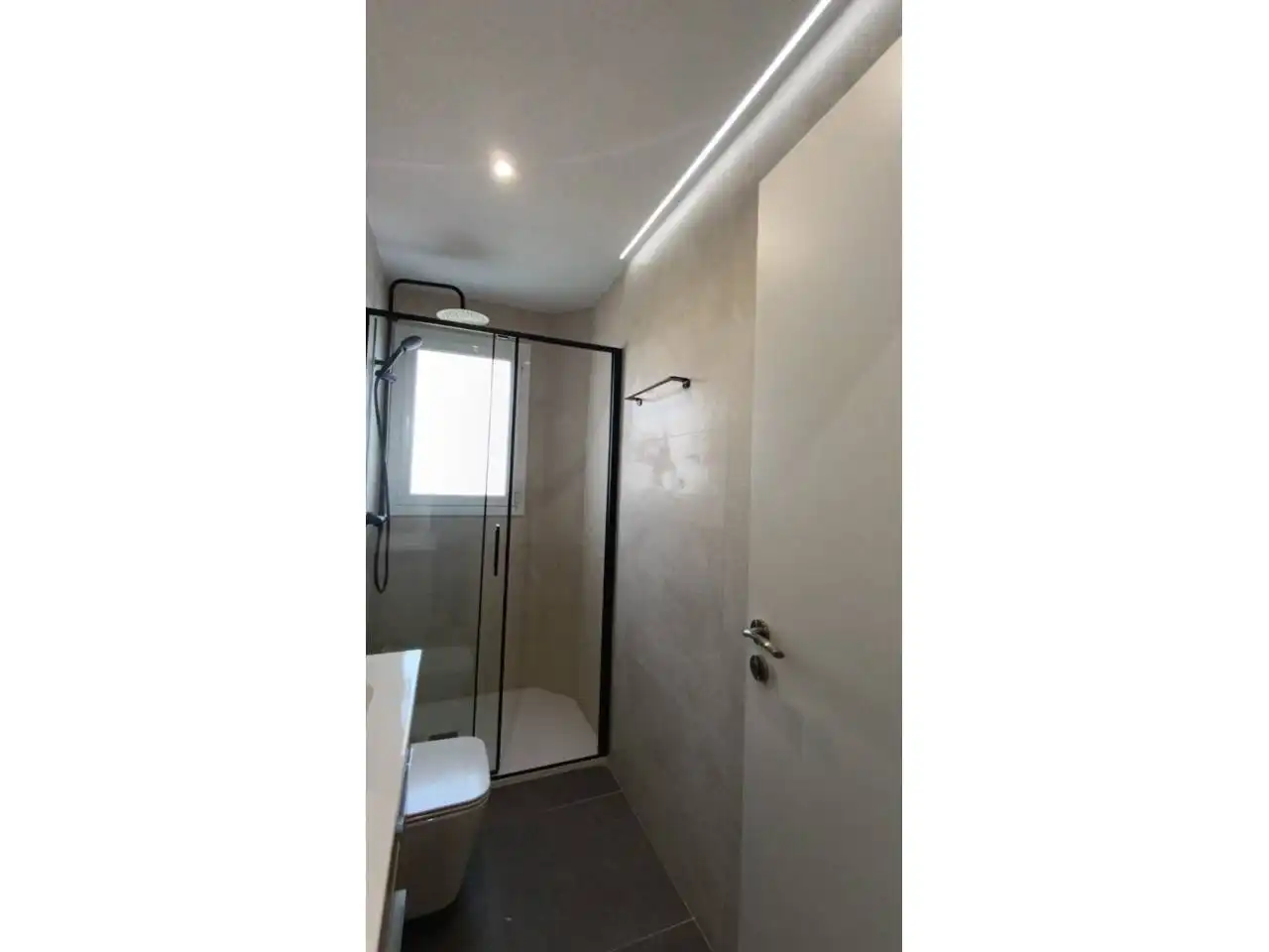 Bany de Pis en venda en Santa Eulàlia de Ronçana amb Aire condicionat, Calefacció i Parquet