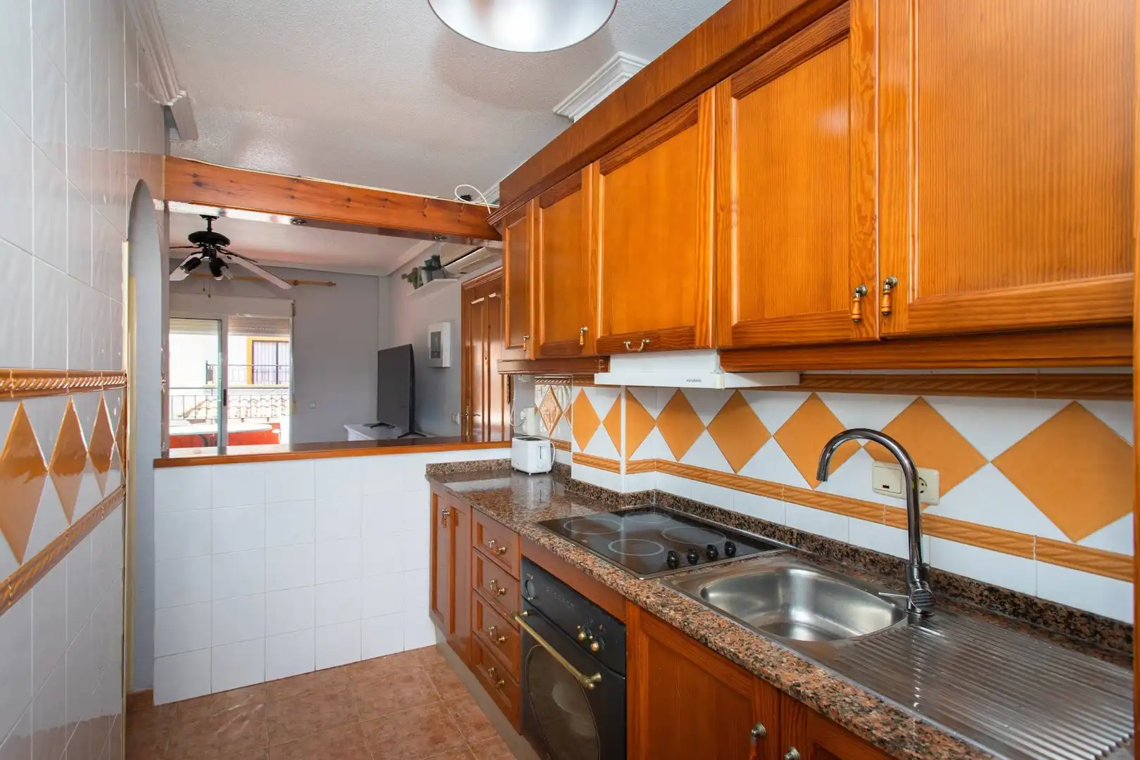 Cocina de Casa o chalet en venta en Orihuela con Jardín privado, Terraza y Piscina