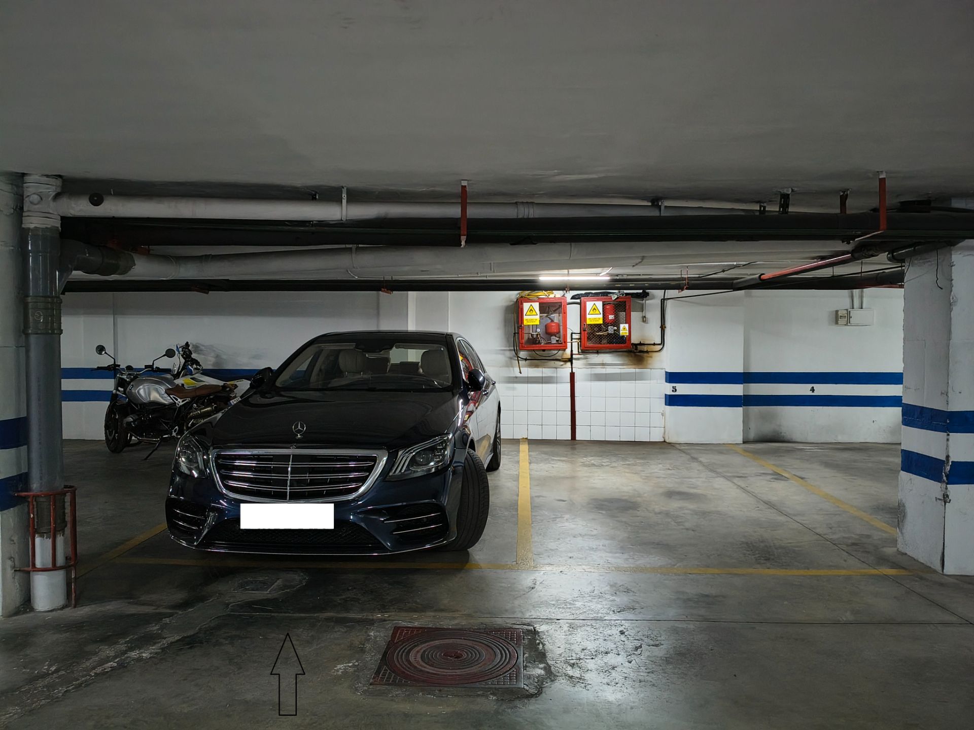 Parkplatz von Wohnung zur Miete in Alicante / Alacant mit Klimaanlage, Heizung und Parkett