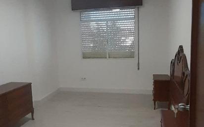 Dormitori de Pis en venda en Ourense Capital  amb Calefacció i Parquet