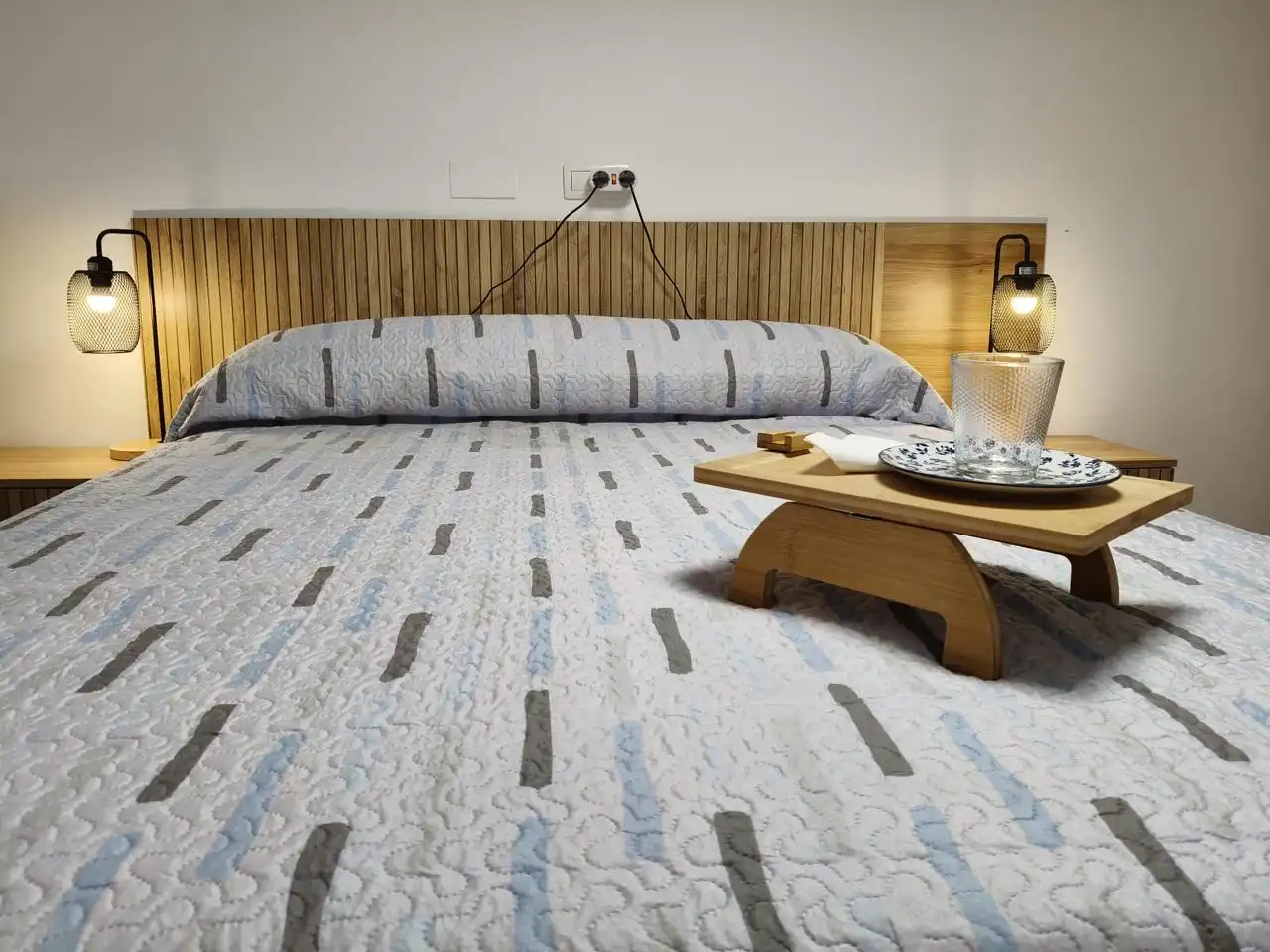 Habitación de Planta baja de alquiler en Lucena con Terraza, Trastero y Amueblado