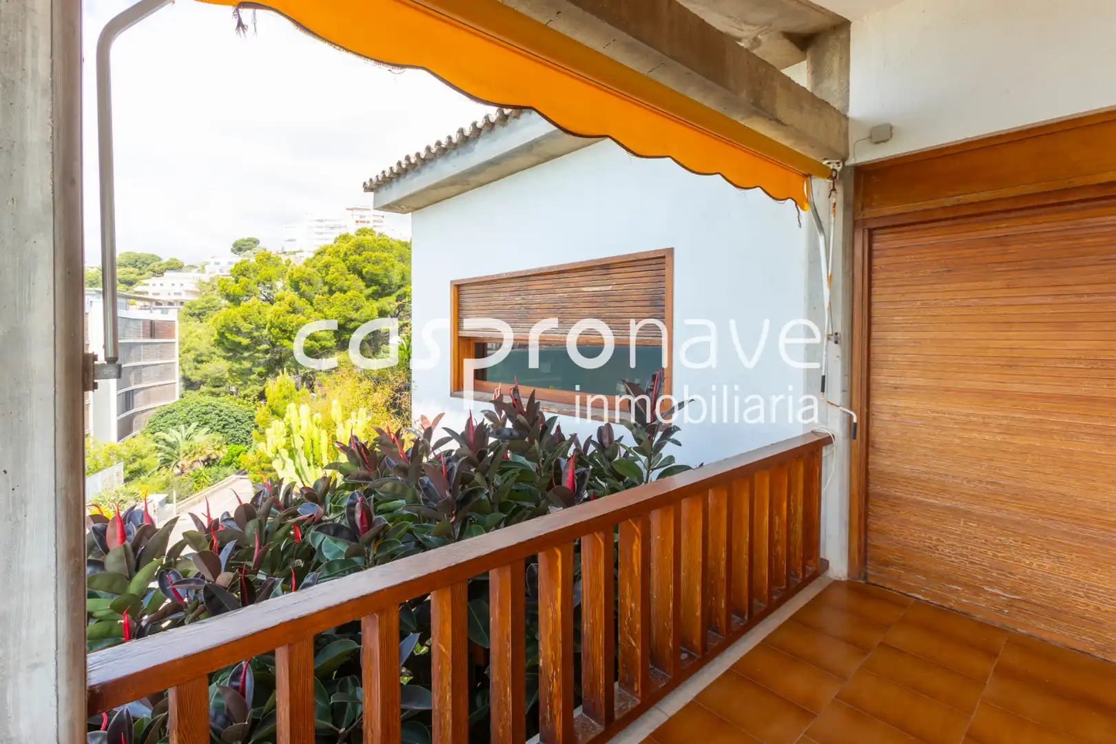 Vista exterior de Casa o xalet en venda en Oropesa del Mar / Orpesa amb Jardí privat, Terrassa i Piscina