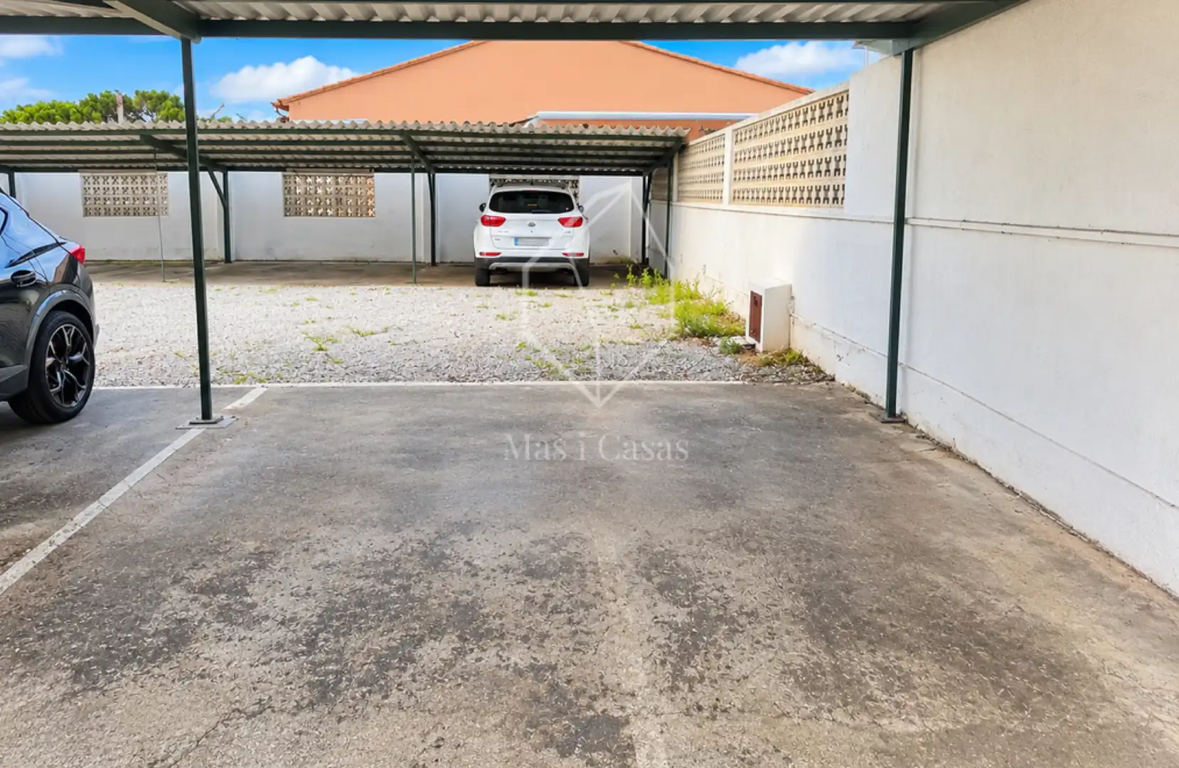 Parking de Apartamento en venta en L'Escala con Aire acondicionado, Calefacción y Terraza