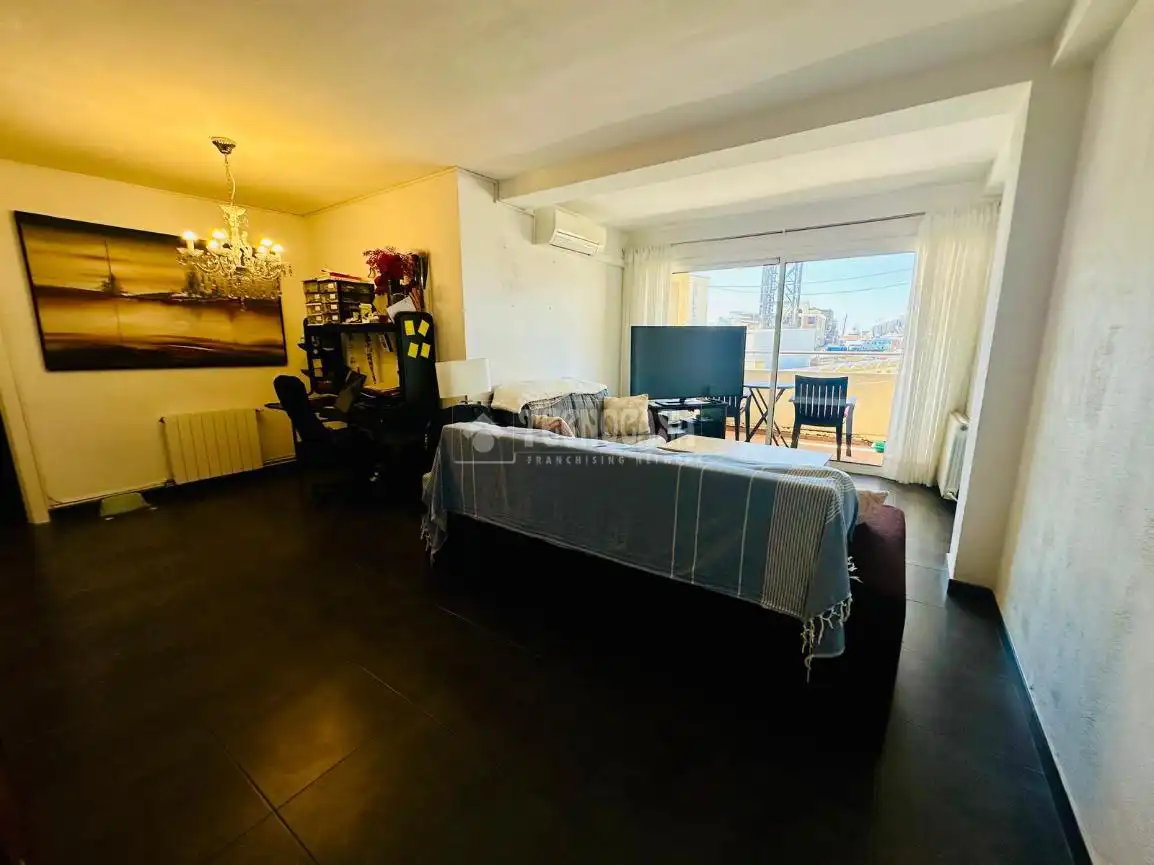 Sala de estar de Piso en venta en Barcelona con Aire acondicionado, Calefacción y Balcón