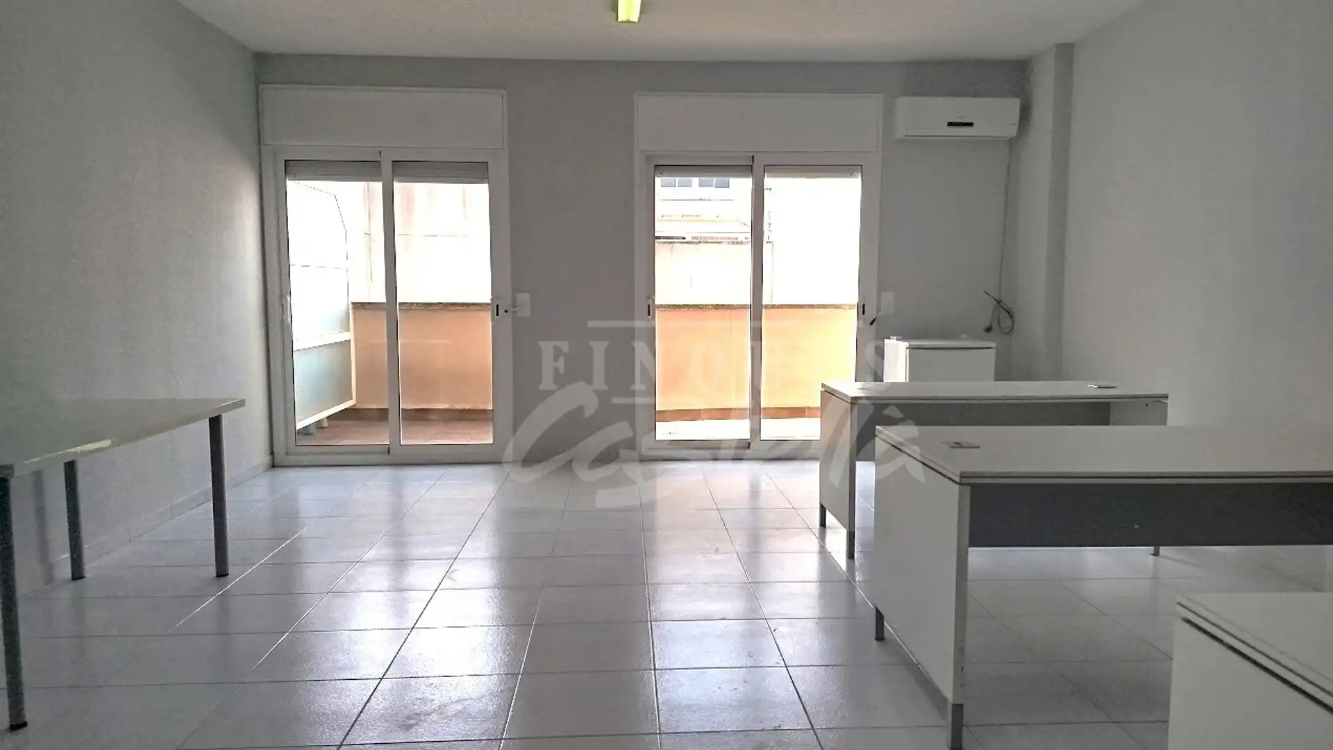 Office for rent in Mataró  with Air Conditioner and Terrace