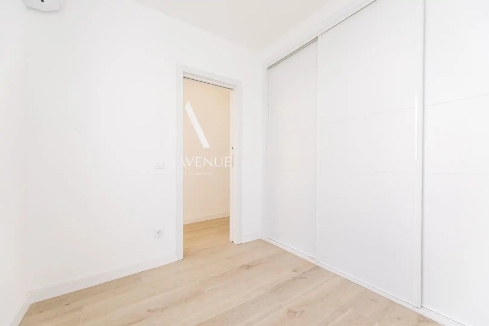 Habitación de Piso en venta en Madrid con Aire acondicionado y Calefacción