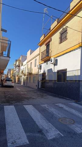 Casa adosada en Venta en La Plata