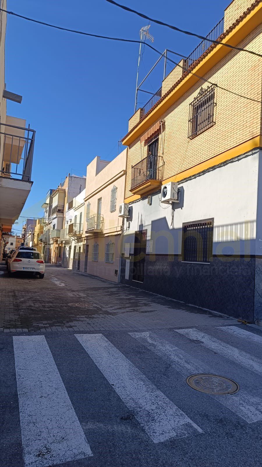 Vista exterior de Casa adosada en venda en  Sevilla Capital amb Aire condicionat, Terrassa i Traster