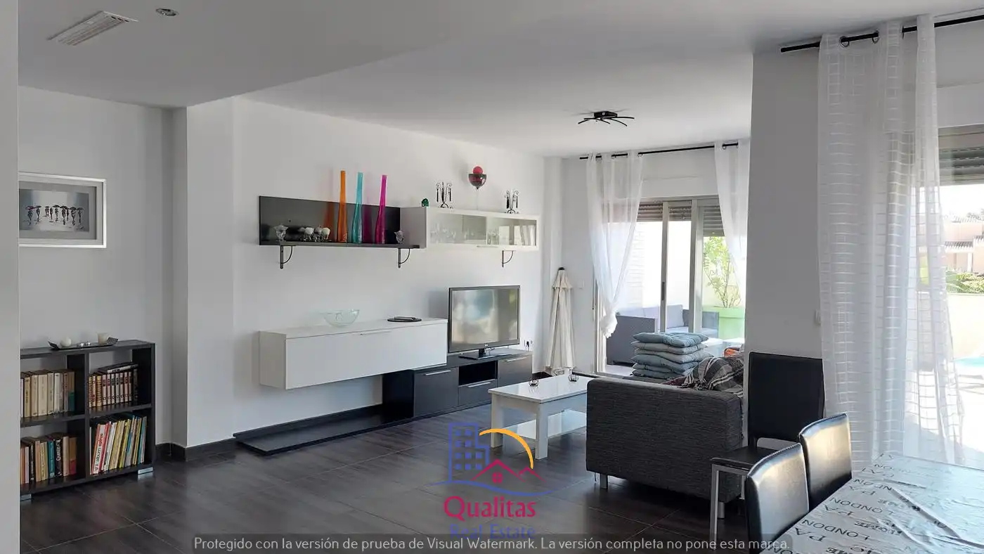 Sala de estar de Casa adosada de alquiler en Oliva con Aire acondicionado, Calefacción y Terraza
