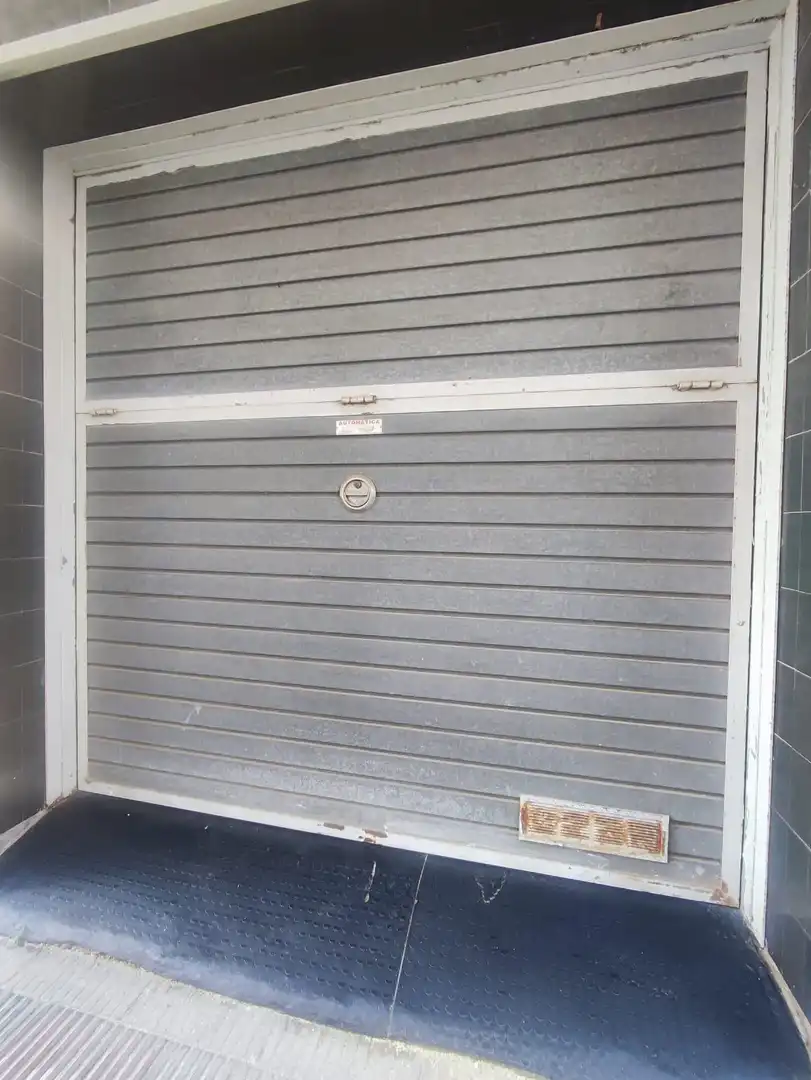 Parking de Casa adosada en venta en Pineda de Mar con Terraza y Balcón