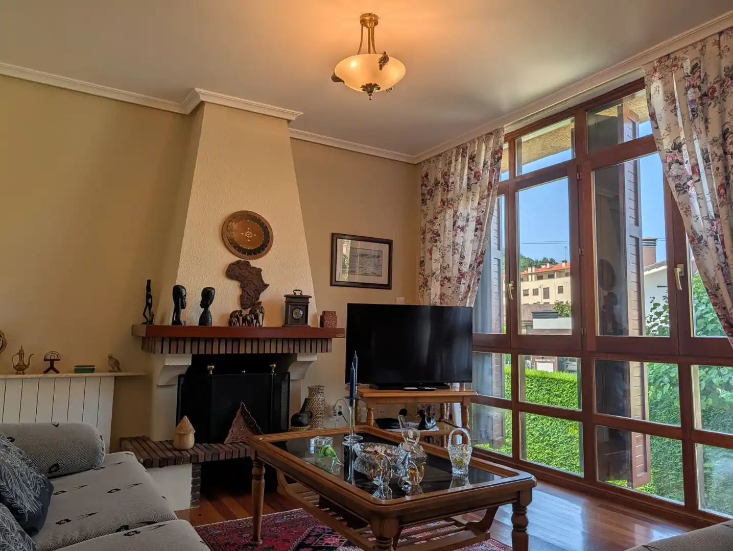 Wohnzimmer von Haus oder Chalet zum Verkauf in Zorraquín mit Heizung, Privatgarten und Terrasse