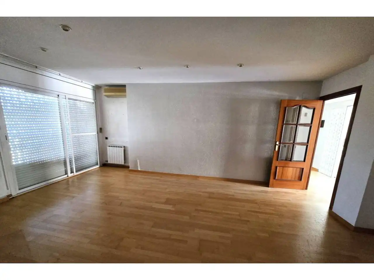 Wohnzimmer von Wohnung zum Verkauf in Rubí mit Klimaanlage, Parkett und Terrasse