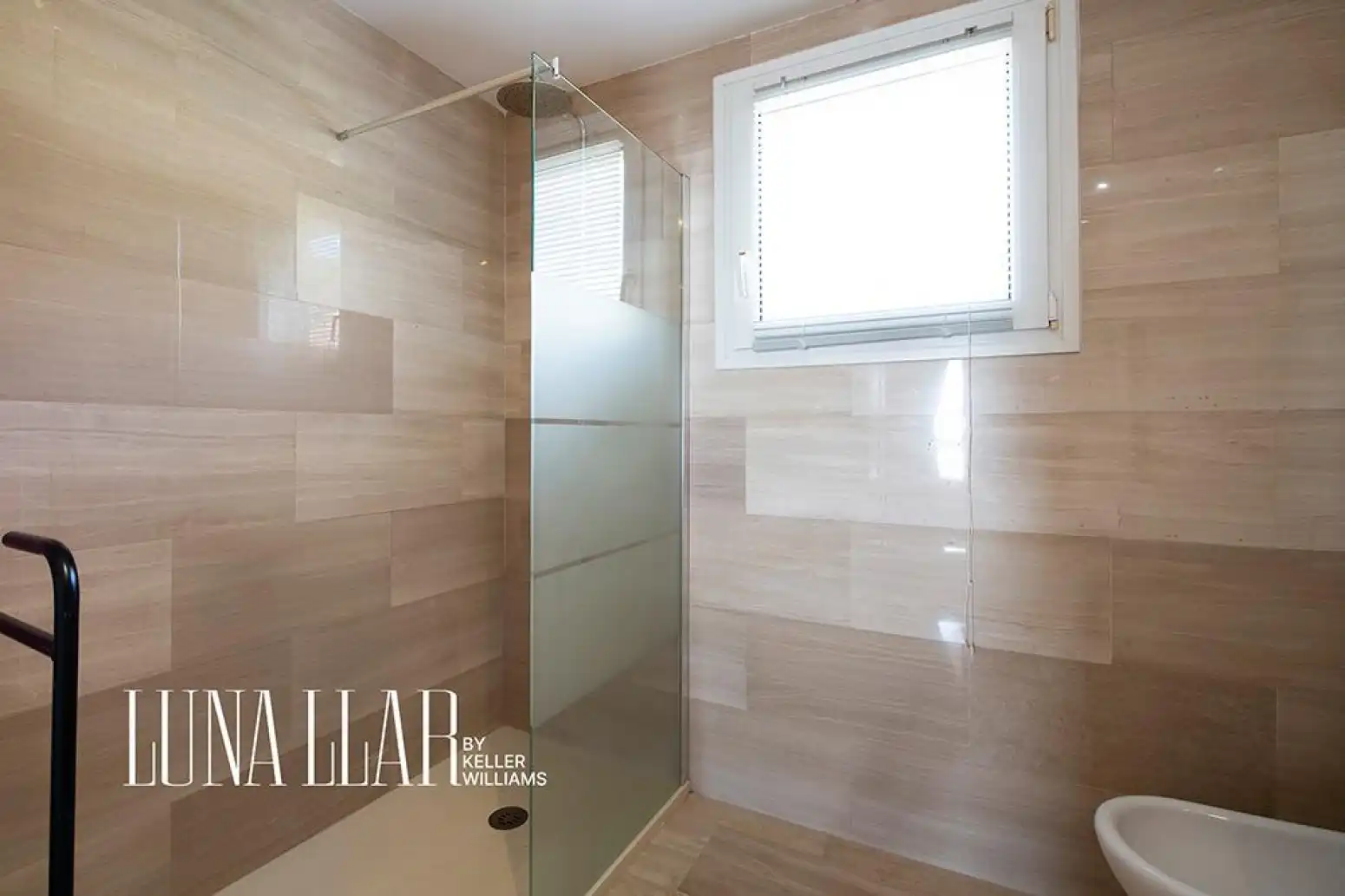 Bathroom of Attic for sale in Sitges  with Terrace