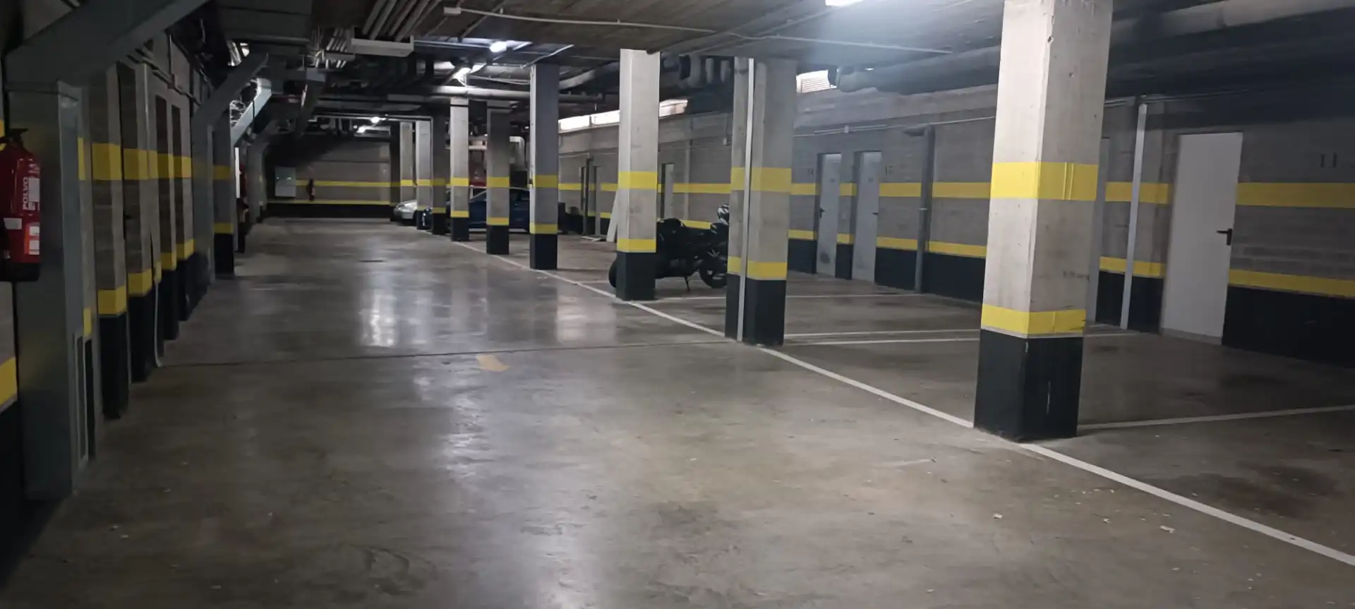 Parkplatz von Wohnung zum Verkauf in Zuera mit Heizung, Möbliert und Ofen