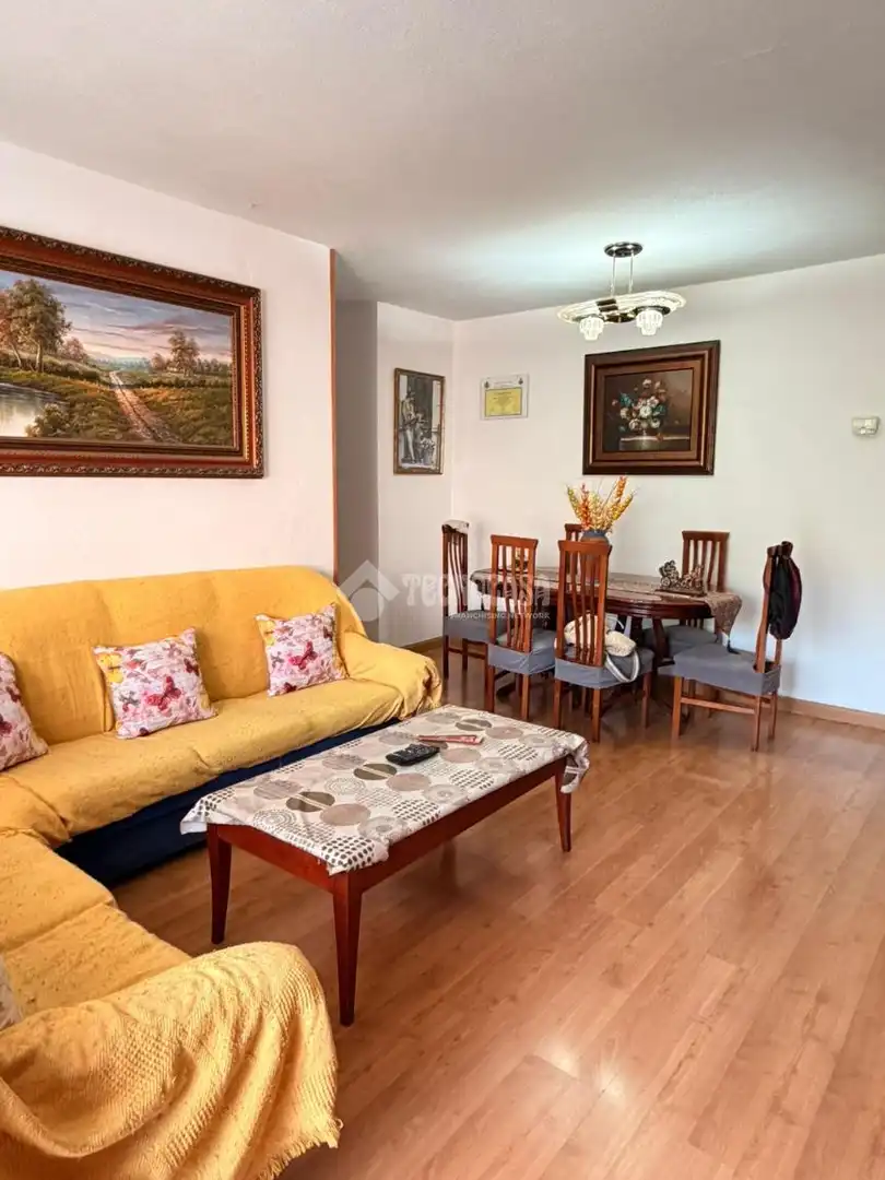 Sala de estar de Piso en venta en Valdemoro con Calefacción, Terraza y Trastero