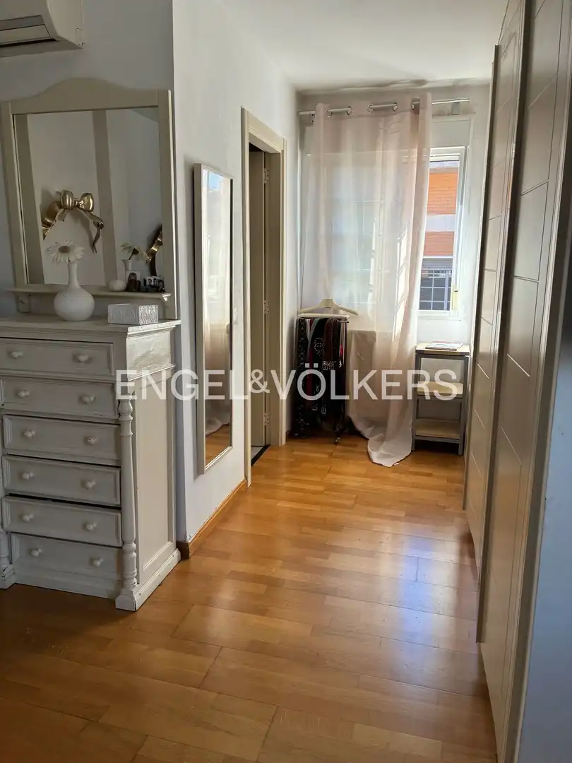 Habitación de Casa adosada en venta en Rivas-Vaciamadrid con Aire acondicionado, Calefacción y Jardín privado