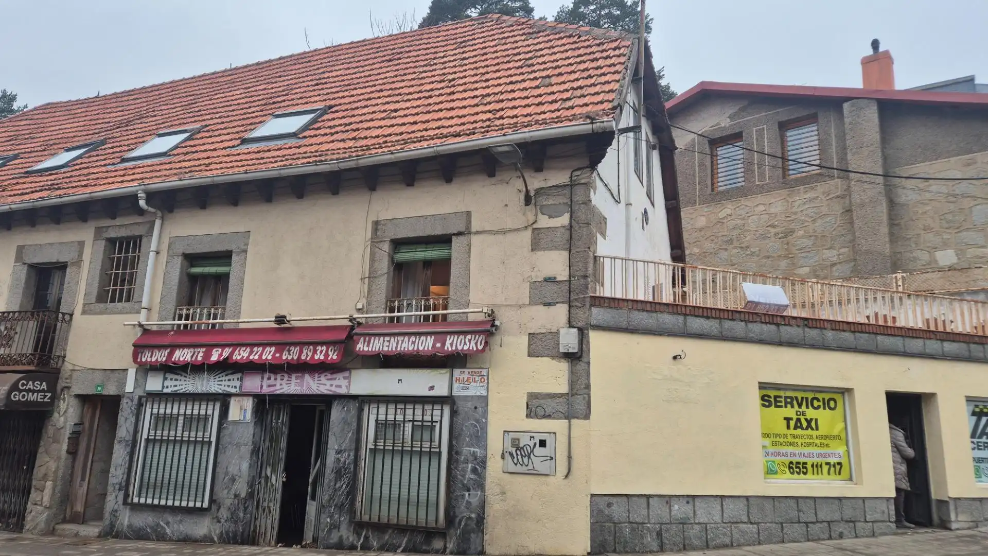 Vista exterior de Casa o chalet en venta en Cercedilla con Jardín privado, Terraza y Balcón